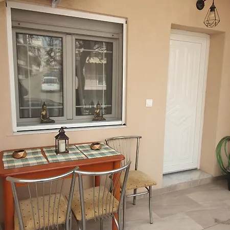 Billy Apartment *
